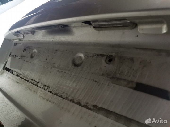 Крышка для Toyota Avensis 2 (T250)