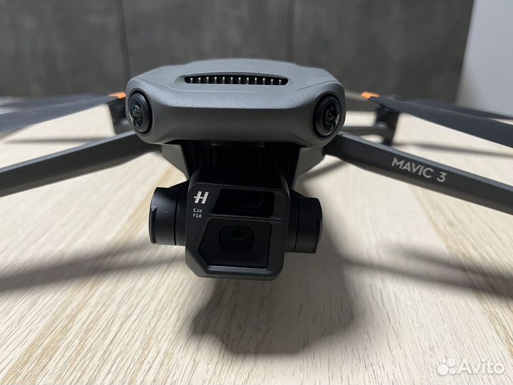 DJI Mavic 3 Combo. 1 полет. 3 акб