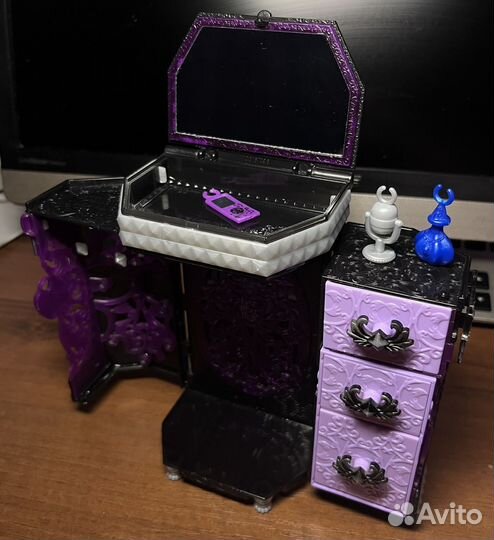 Шкаф Рейвен Квин