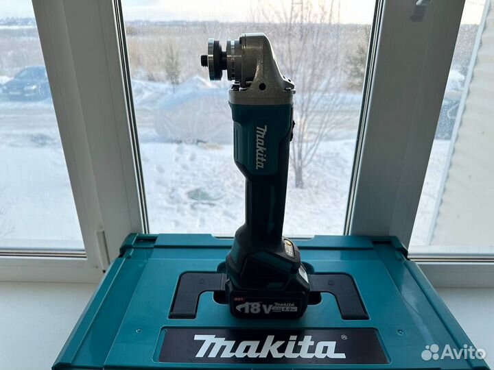 Перфоратор болгарка гайковерт шуруповерт Makita