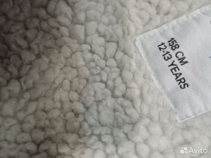 Джинсовая куртка с джинсами