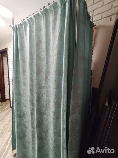 Вешалка для одежды напольная металлическая