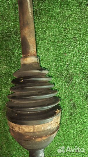 Полуось (приводной вал, шрус) Chevrolet Blazer