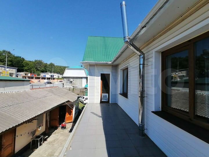 Дом 197,5 м² на участке 9 сот.