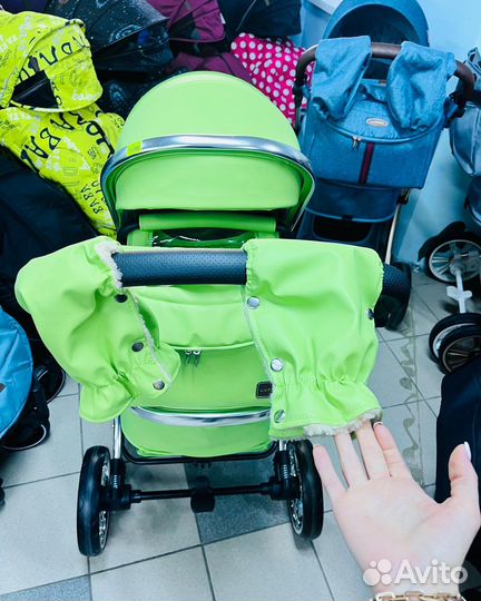 Коляска 2:1 lux мом