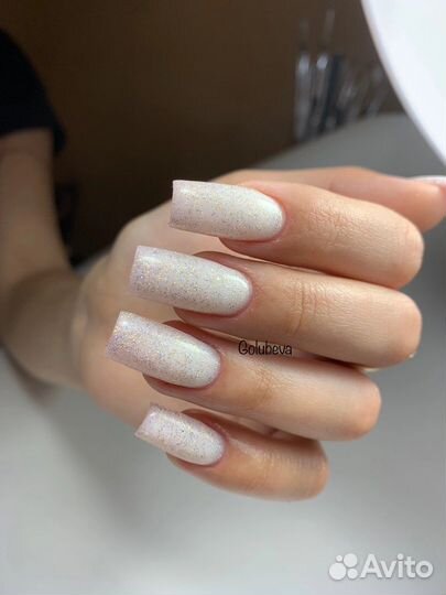 Маникюр и педикюр