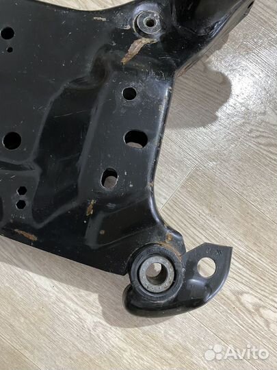 Подрамник Ford Focus 3