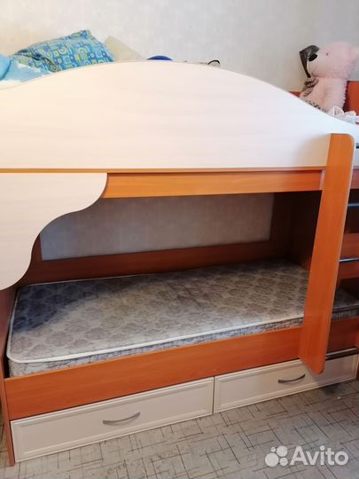 Двухъярусная кровать бу