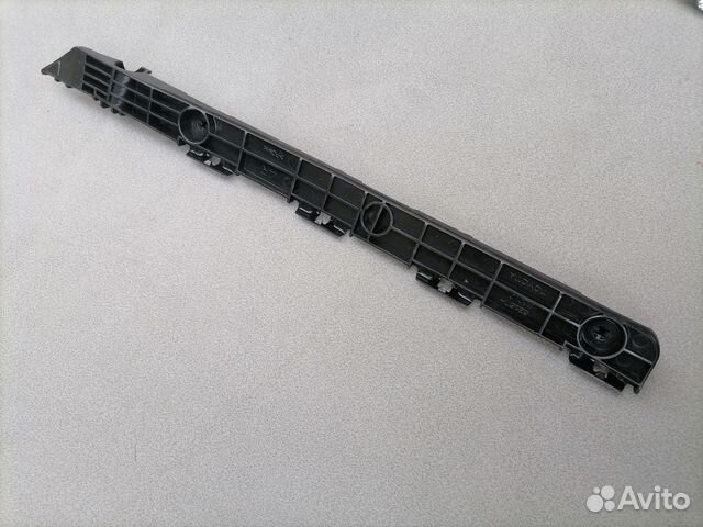 Кронштейн заднего бампера правый для Toyota Camry