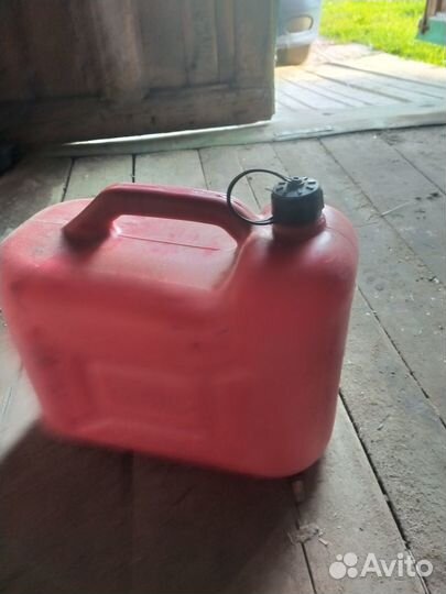Продам канистру