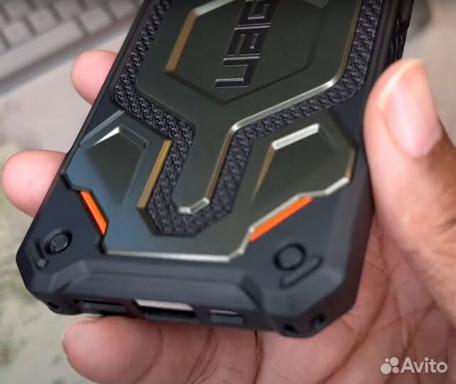 Чехол UAG Monarch Pro для iPhone 15 pro max