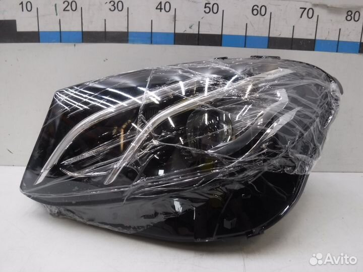 Фара левая Mercedes-Benz E-Class