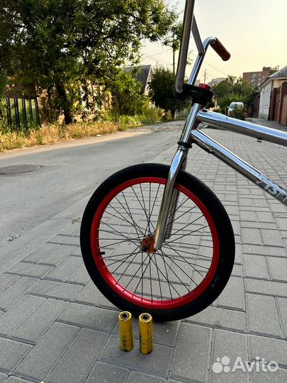 Продаю велосипед BMX 713 frost R silver hrom