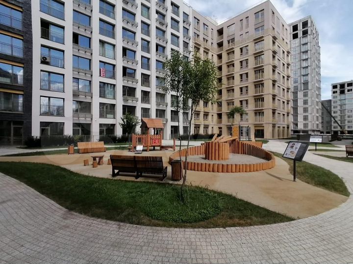 2-к. квартира, 51 м², 4/8 эт.