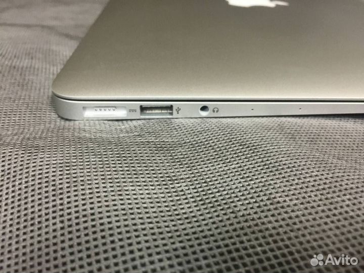 Аренда MacBook Air 13 2015 г. Без залога