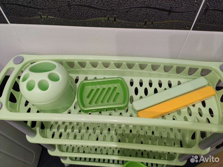 Полка для ванной, ведро, коврик