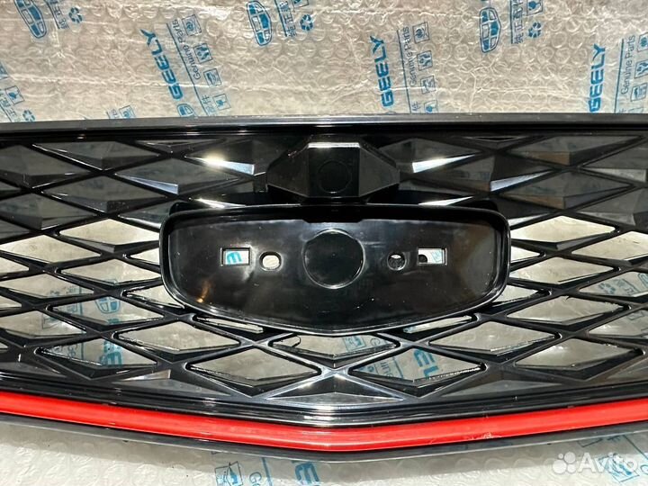 Решетка радиатора Geely Coolray New