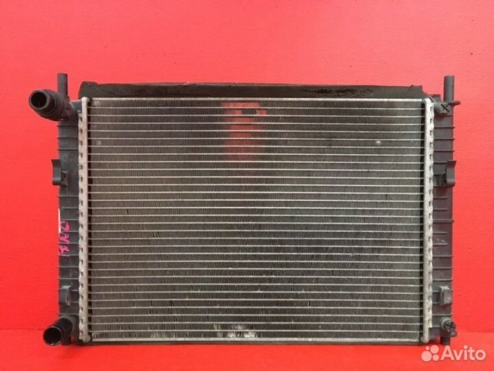 Радиатор охлаждения Ford Fiesta MK5 F6JB 2005