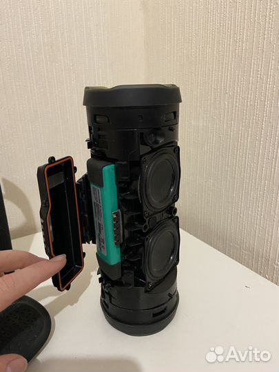 Колонка jbl charge 3