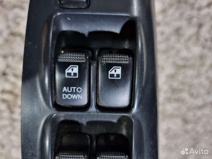 Блок стеклоподъемников Спортейдж 2