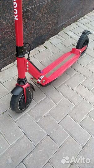 Самокат взрослый электрический отличного состояния