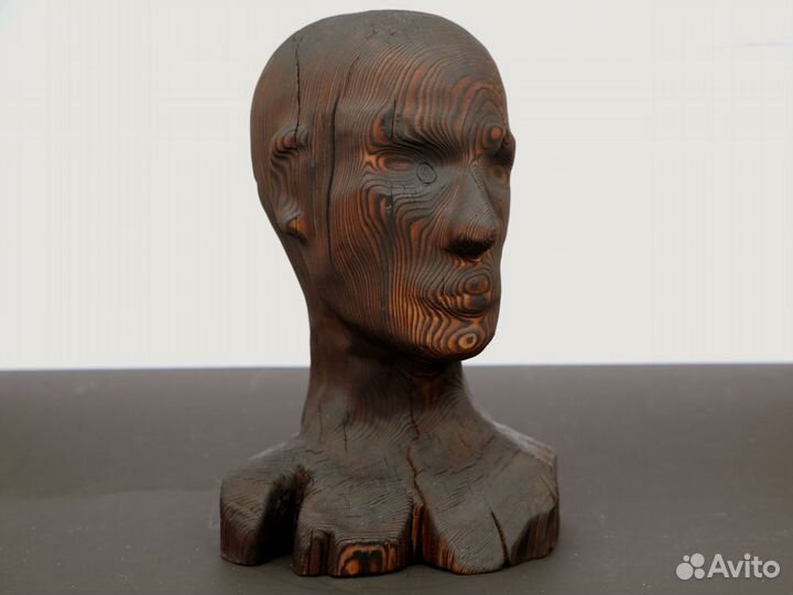 Интерьерная скульптура из дерева ручной работы