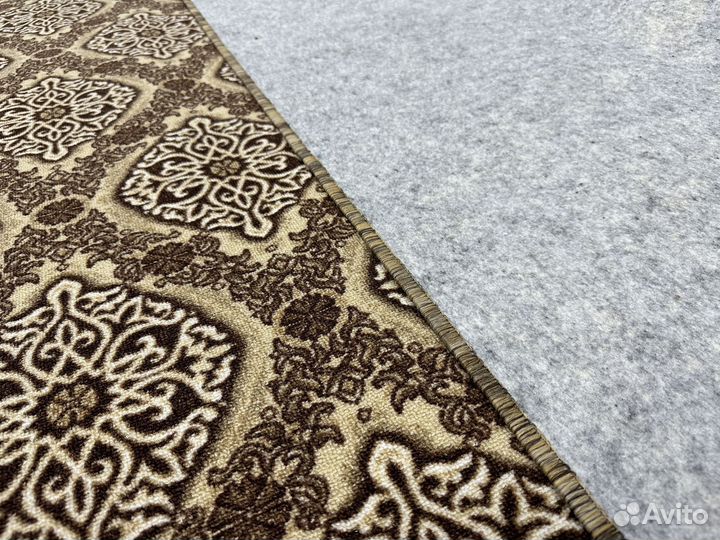 Палас на войлочной основе новый