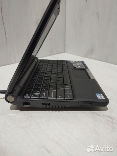 Нетбук asus Eee PC 900AX