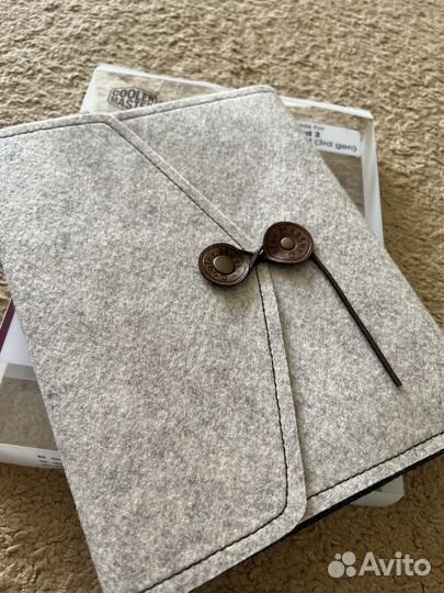 Чехол на iPad