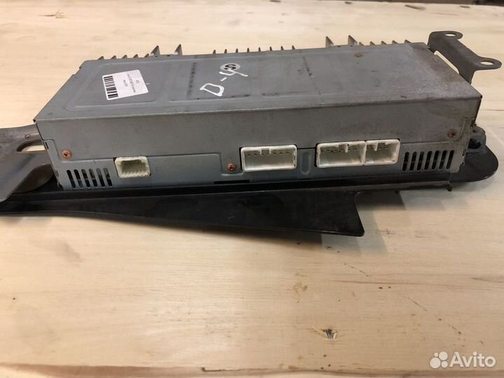 Усилитель магнитолы Lexus IS