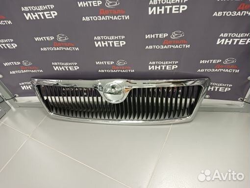 Решетка радиатора Skoda Octavia 3 (A7) 5E5 универс
