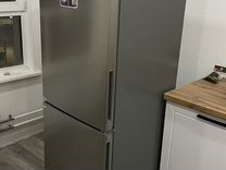 работает дверь холодильника