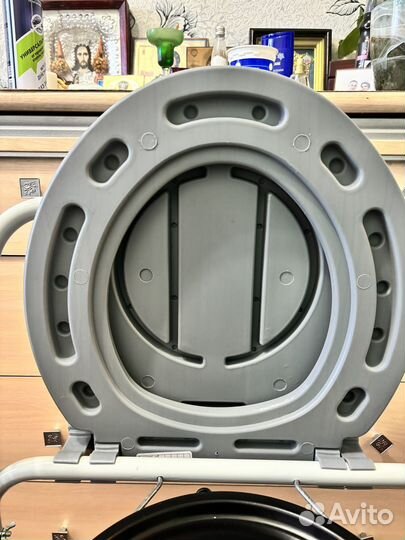 Санитарное кресло туалет