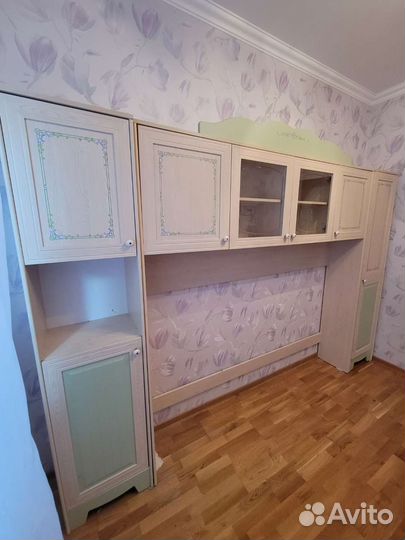 Стенка для детской комнаты