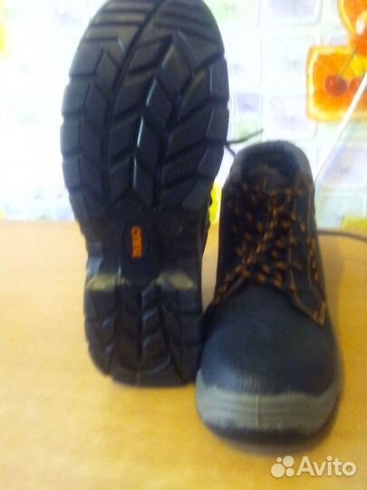 Ботинки кожанные