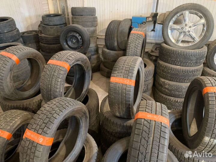 Bridgestone Blizzak Revo GZ 225/55 R17