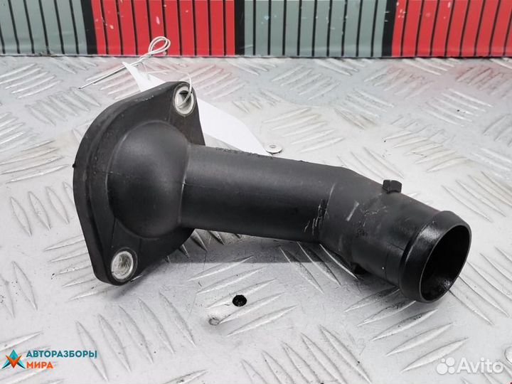 Корпус термостата Volkswagen Sharan 2-й рест. 2005