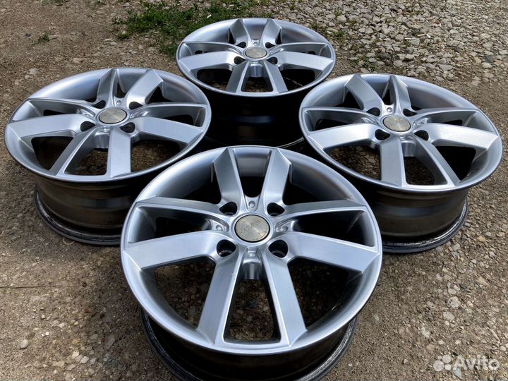 Комплект литых дисков Скад 4/114,3 r15