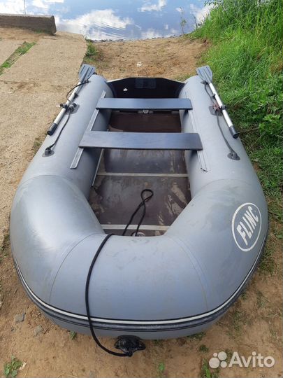 Надувная лодка пвх flinc FT320K