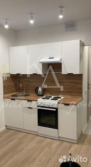 Кухонный гарнитур в наличии