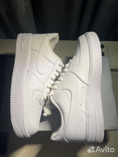 Nike Air Force 1 white