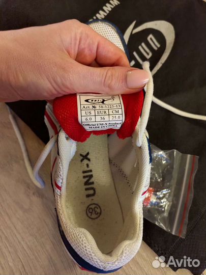 Продам шиповки для бега