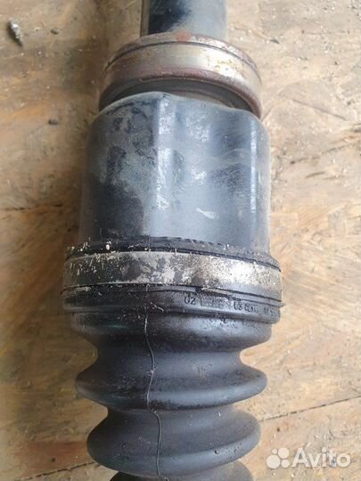 Привод передний правый Volvo S40 2.4 B5244S