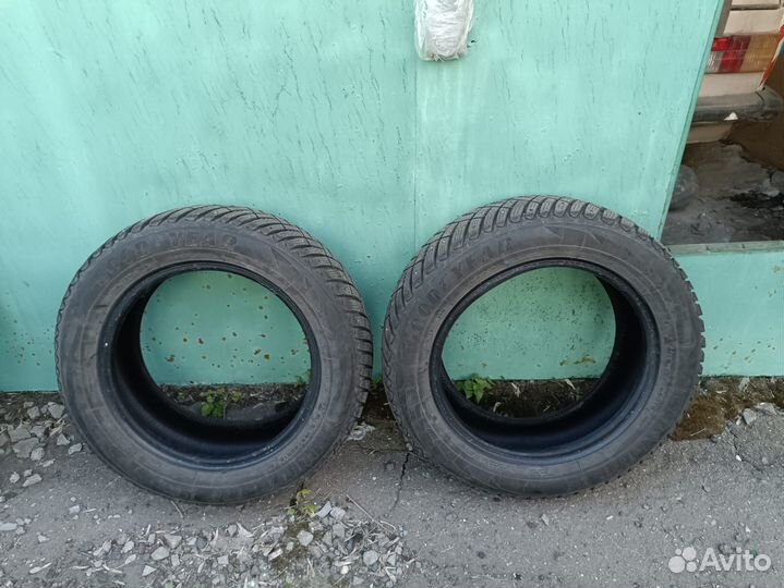 Goodyear Ultragrip Ice Arctic 195/60 R15 88T