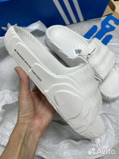 Шлепки adidas adilette 47