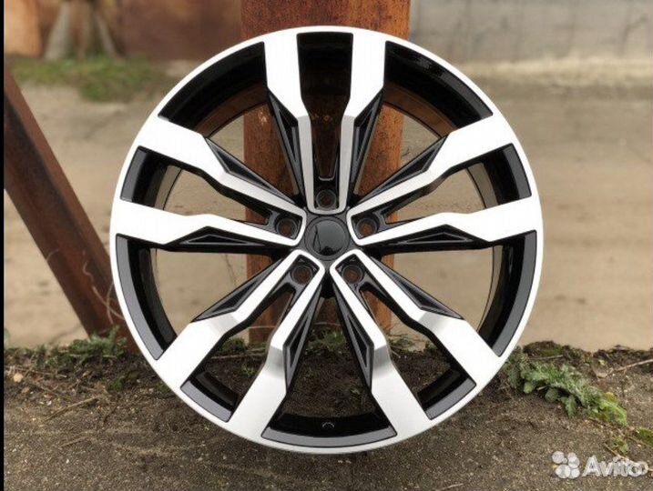 Дизайн Suzuka R20 5-112 для VW Touareg