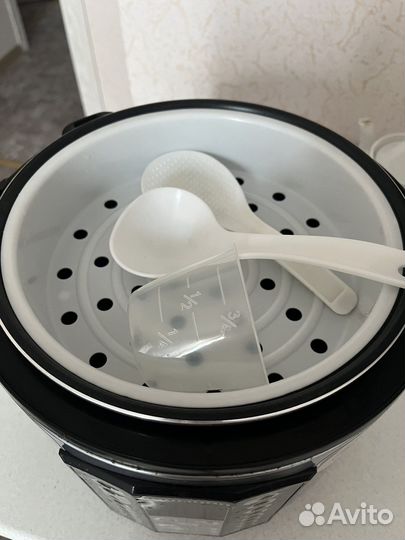 Мультиварка redmond