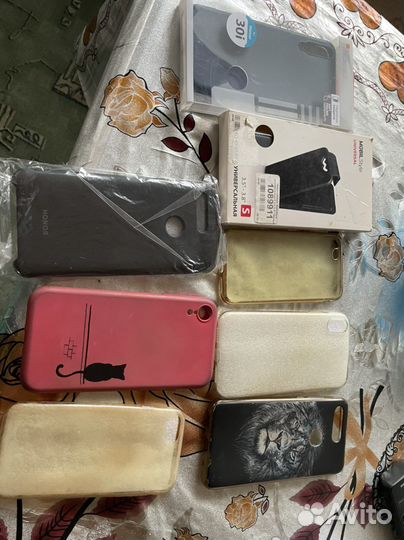 Чехлы на телефон