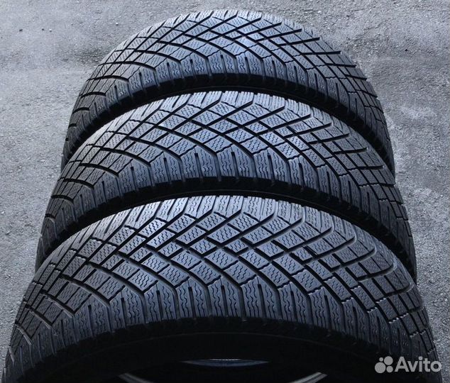 Continental ContiVikingContact 7 245/50 R19