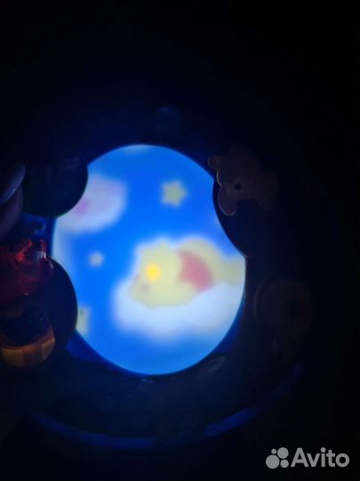 Ночник-проектор Tomy Винни-Пух